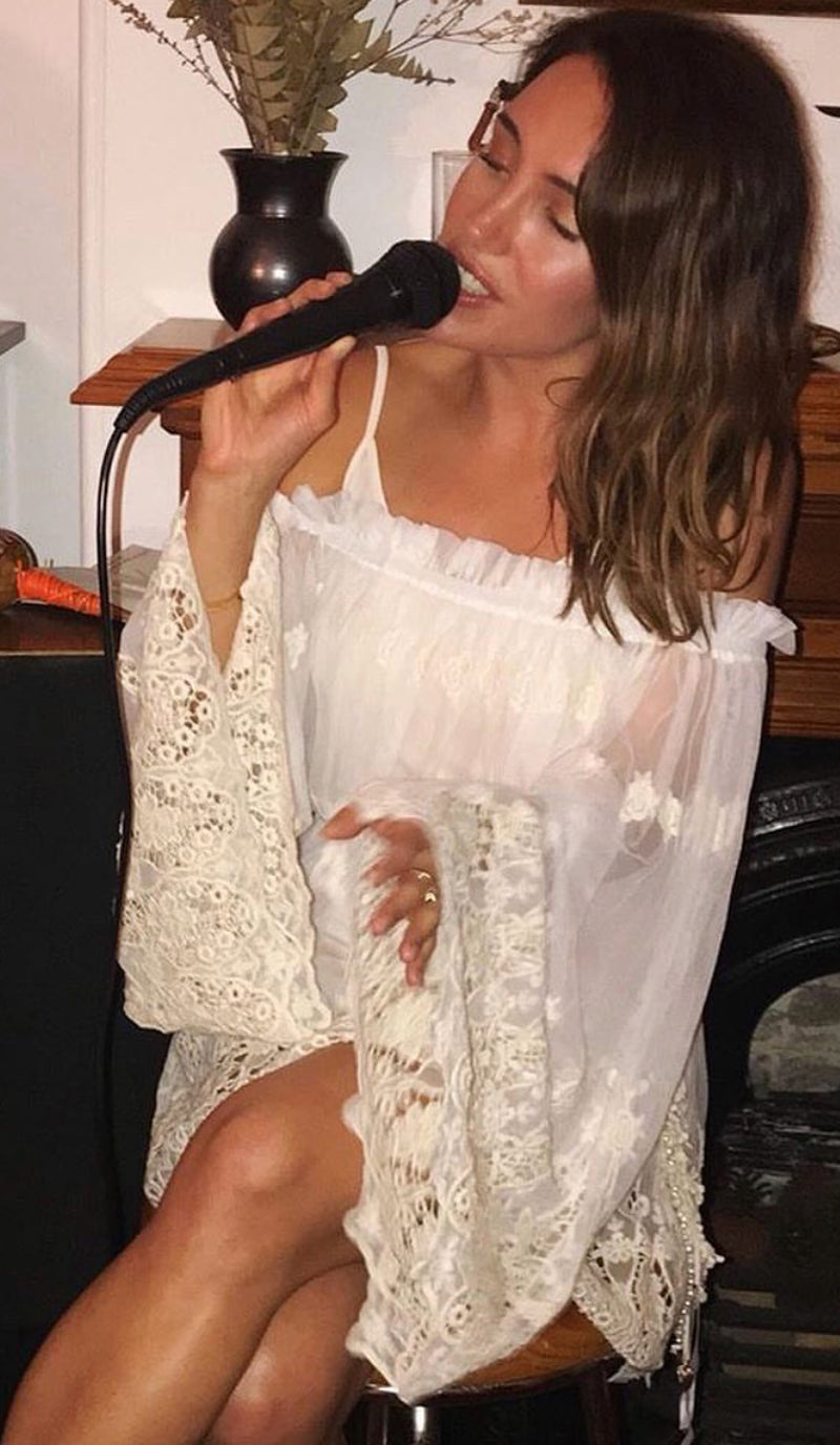 singer lace dress