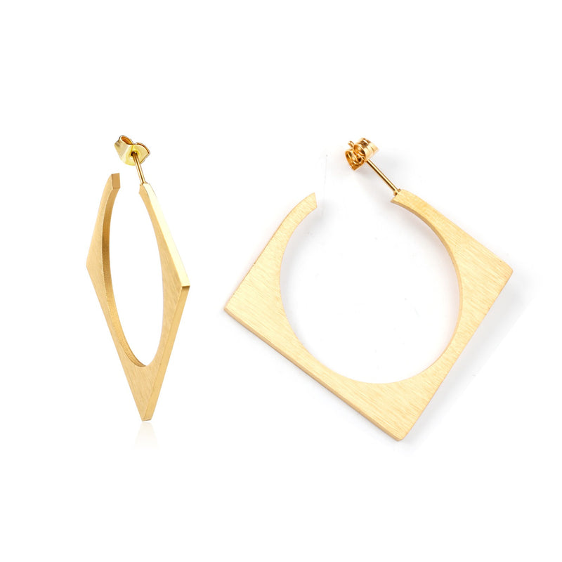 gold hoop earrings square