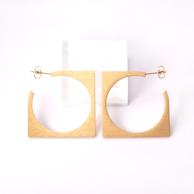 square gold hoop earrings 