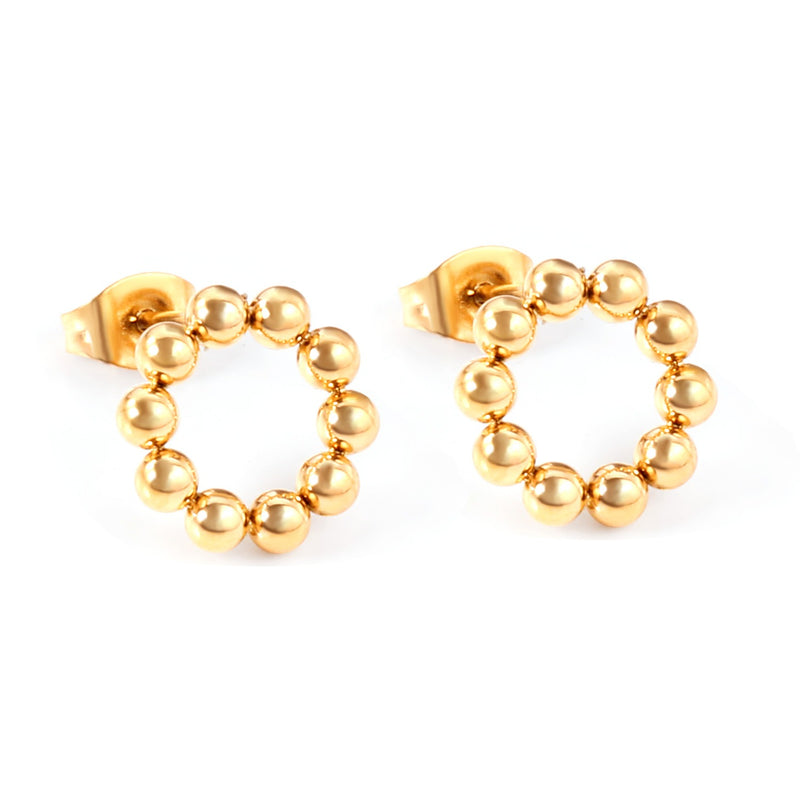 gold earrings 